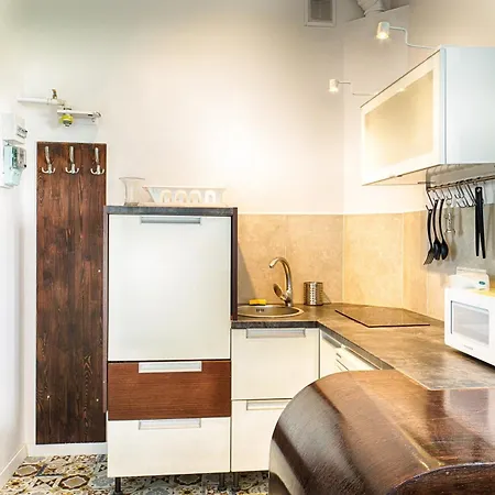 Old Town Kanonia Apartman *
