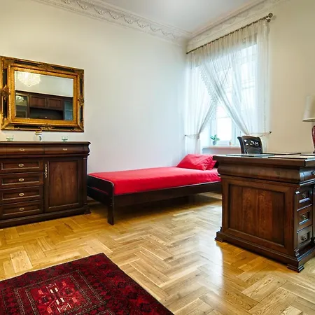 Old Town Kanonia Apartment Warsaw