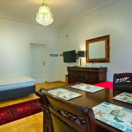 Old Town Kanonia Apartment