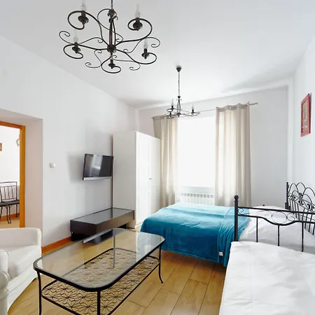 Old Town Kanonia Apartman Varsó