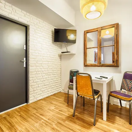 Old Town Kanonia Apartman *