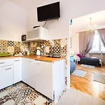 Апартаменты Old Town Kanonia *